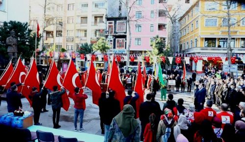 AKÇAABAT’IN DÜŞMAN İŞGALİNDEN KURTULUŞUNUN 104. YILDÖNÜMÜ KUTLANDI