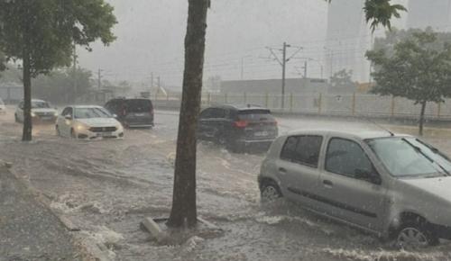 METEOROLOJİ’DEN TRABZON İÇİN ÇOK KUVVETLİ YAĞMUR UYARISI!