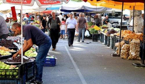 PAZARDA FİYATLAR YÜKSELİYOR| Yurttaşlar kiloları düşürüyor .