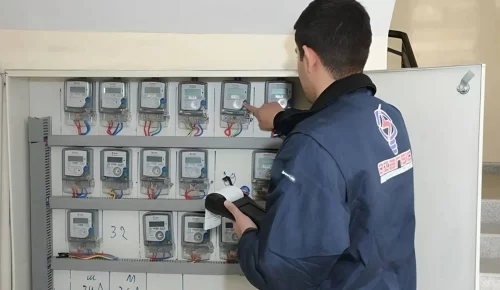 ELEKTRİĞE YAPILAN ZAM ŞİRKETLERİ BESLEYECEK: Tüketicinin en temel ihtiyacı ısınma, aydınlanma hakkını kim koruyacak?